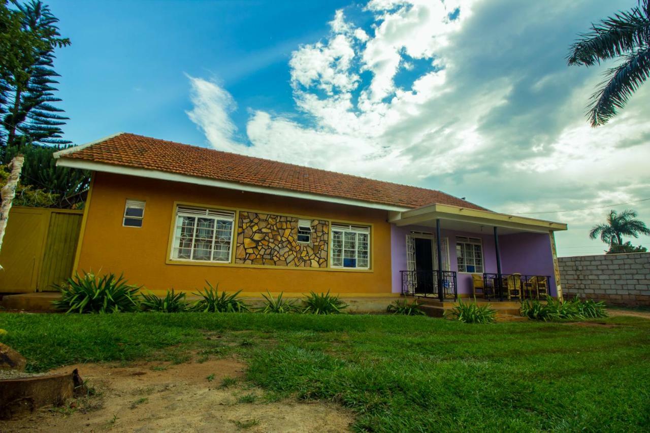 Nice Guest House Jinja Extérieur photo